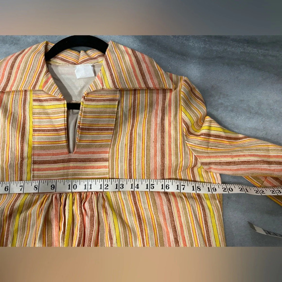 VTG 70s AJ Uppers Pointed Collar 3/4 Sleeve Yellow Striped V Neck Top Size L - Picture 9 of 10